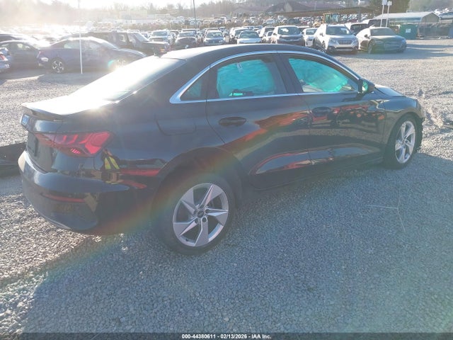 44380611 :رقم المزاد ، WAUAUDGY0NA028875 vin ، 2022 Audi A3 Premium 40 Tfsi Front-wheel Drive S Tronic مزاد بيع