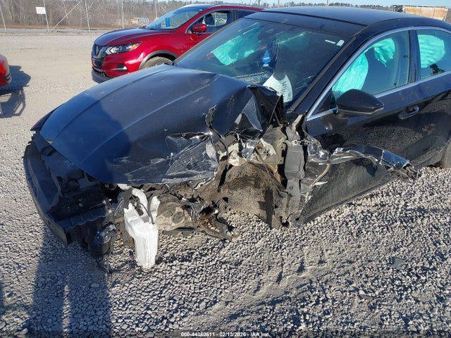 44380611 :رقم المزاد ، WAUAUDGY0NA028875 vin ، 2022 Audi A3 Premium 40 Tfsi Front-wheel Drive S Tronic مزاد بيع