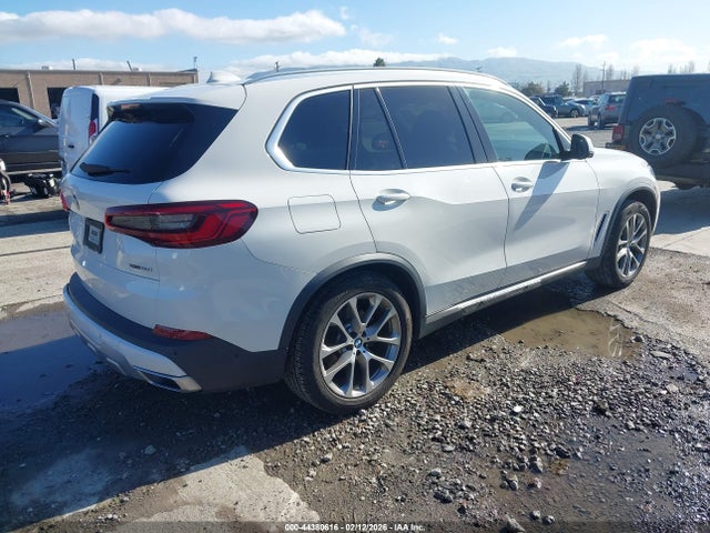5UXCR6C57KLL24785 BMW X5 Xdrive40i