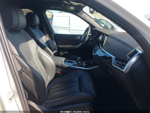 5UXCR6C57KLL24785 BMW X5 Xdrive40i