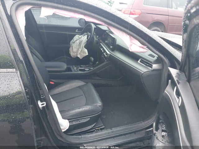 5XXG64J27MG052282 KIA K5 Gt-line
