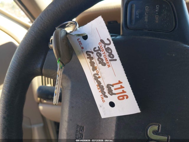 Продаж на аукціоні авто 2001 Jeep Grand Cherokee Laredo, vin: 1J4GX48S51C518901, номер лоту: 44380639