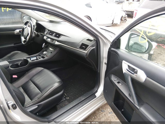 2011 Lexus Ct 200h Premium მანქანა იყიდება აუქციონზე, vin: JTHKD5BH9B2018354, აუქციონის ნომერი: 44380658
