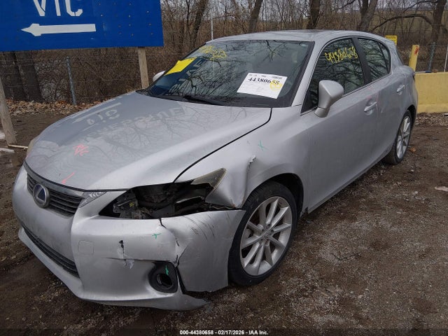 2011 Lexus Ct 200h Premium მანქანა იყიდება აუქციონზე, vin: JTHKD5BH9B2018354, აუქციონის ნომერი: 44380658