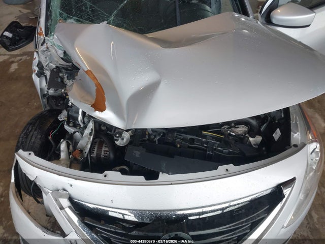 3N1CN7AP2HK426993 Nissan Versa 1.6 Sv