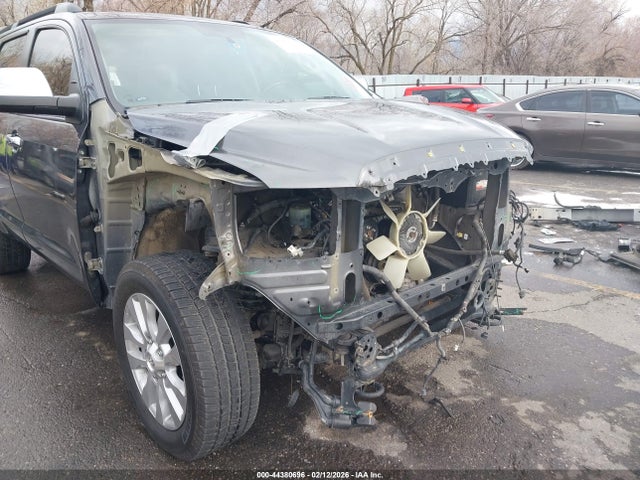 5TDDW5G11ES096060 Toyota Sequoia Platinum 5.7l V8