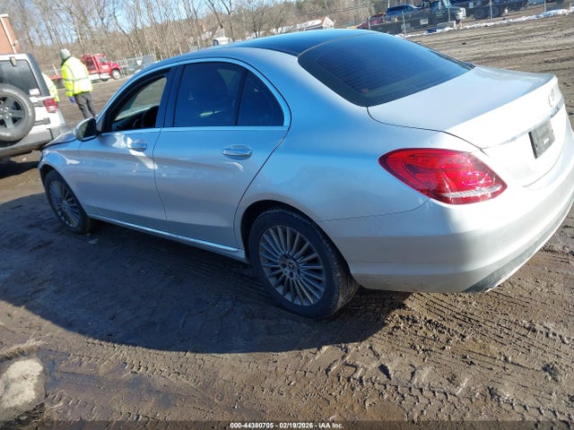 44380705 :رقم المزاد ، 55SWF4KB4FU010912 vin ، 2015 Mercedes-benz C 300 Luxury 4matic مزاد بيع