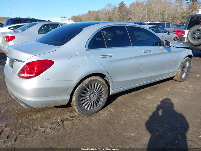 44380705 :رقم المزاد ، 55SWF4KB4FU010912 vin ، 2015 Mercedes-benz C 300 Luxury 4matic مزاد بيع