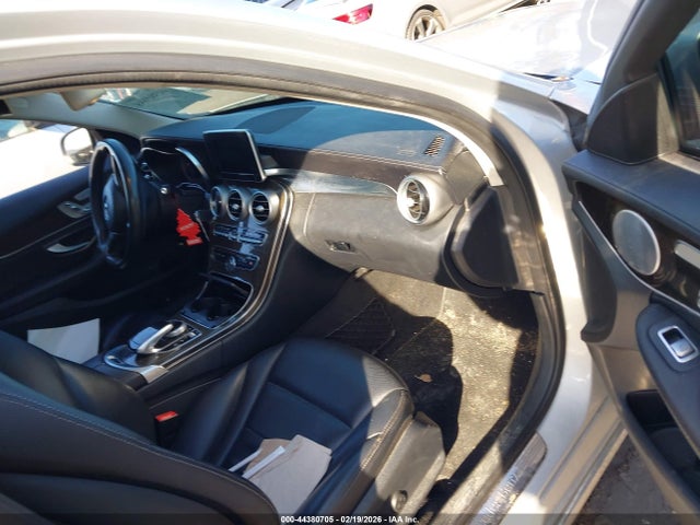 44380705 :رقم المزاد ، 55SWF4KB4FU010912 vin ، 2015 Mercedes-benz C 300 Luxury 4matic مزاد بيع