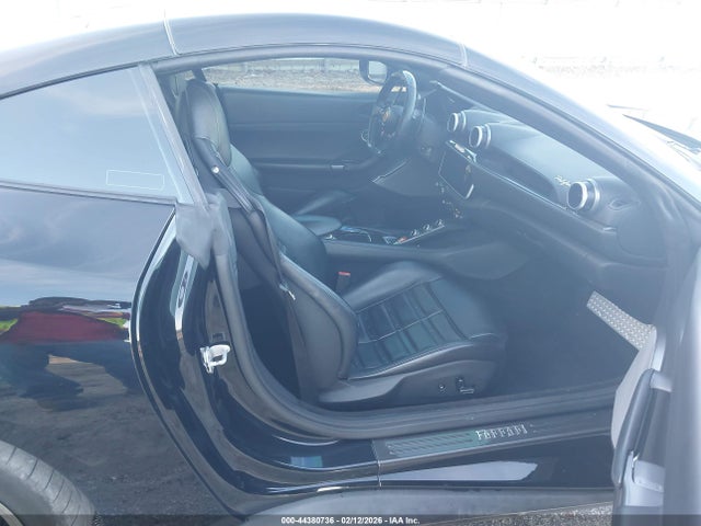 2019 FERRARI PORTOFINO ZFF89FPA9K0242011 Photo 4