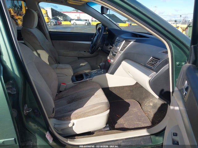 4S4BRBDC0E3261984 Subaru Outback 2.5i Premium