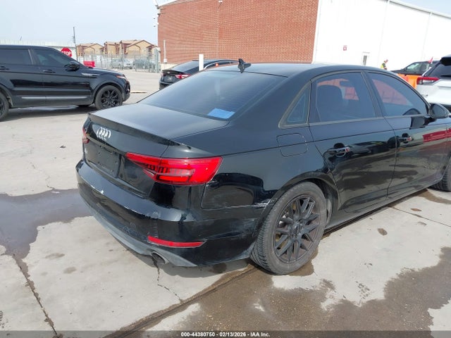 Продаж на аукціоні авто 2017 Audi A4 2.0t Premium, vin: WAUGNAF4XHN025077, номер лоту: 44380750