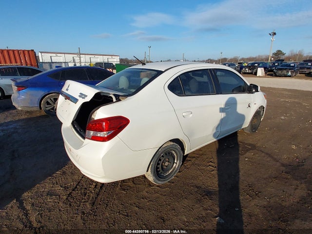 2018 MITSUBISHI MIRAGE G4 ML32F3FJ2JHF09217 Photo 3