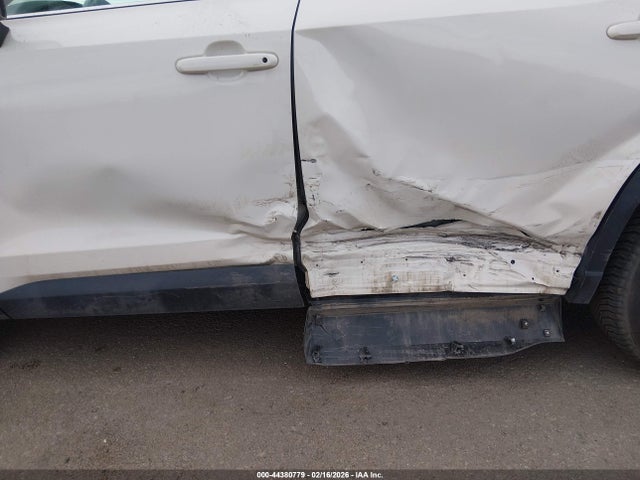 Aukcja sprzedaży 2024 Toyota Grand Highlander Xle, vin: 5TDAAAB56RS007674, numer aukcji: 44380779