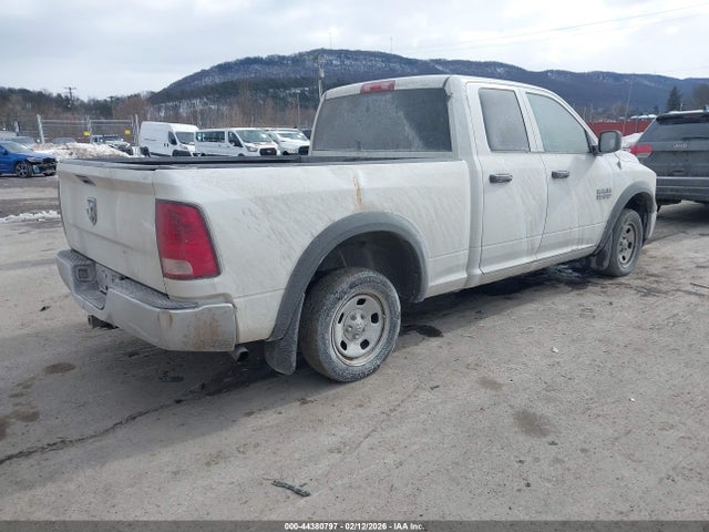 2013 RAM 1500 1C6RR7FP8DS589410 Photo 3