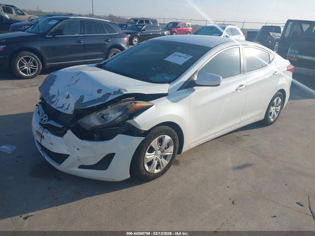2016 HYUNDAI ELANTRA 5NPDH4AE2GH783556 Photo 1