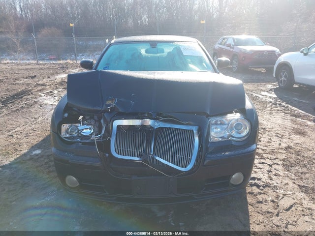 2010 Chrysler 300c Srt8 მანქანა იყიდება აუქციონზე, vin: 2C3CA7CW1AH141440, აუქციონის ნომერი: 44380814