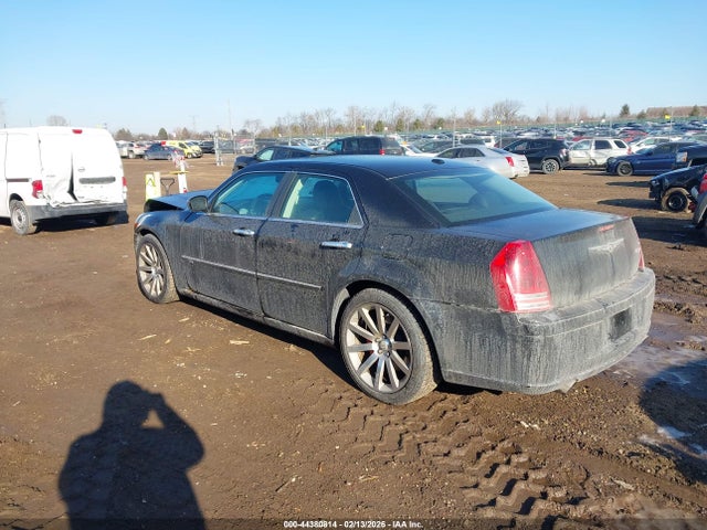 2010 CHRYSLER 300C 2C3CA7CW1AH141440 Photo 2