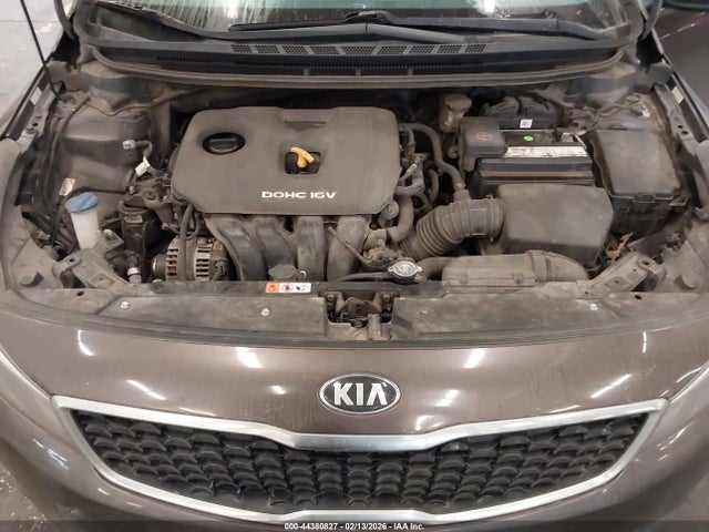 KIA FORTE LX 2017 3KPFK4A72HE115032 Image 10