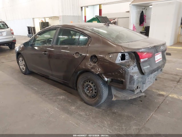 KIA FORTE LX 2017 3KPFK4A72HE115032 Image 3
