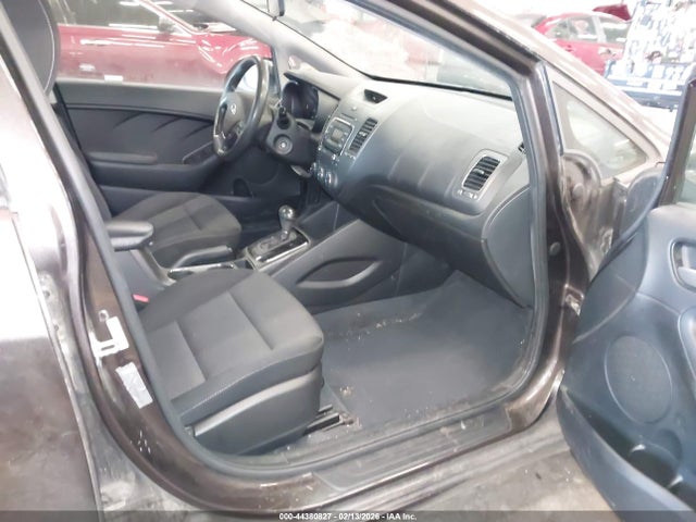 KIA FORTE LX 2017 3KPFK4A72HE115032 Image 5