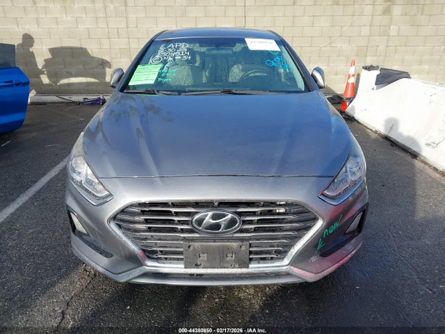 5NPE24AF2JH694091 Hyundai SONATA SE