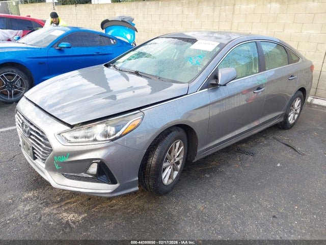 5NPE24AF2JH694091 Hyundai SONATA SE