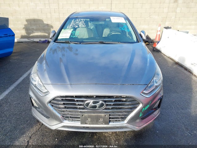 5NPE24AF2JH694091 Hyundai SONATA SE