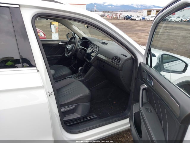 3VVMB7AX0RM048089 Volkswagen Tiguan 2.0t Se/2.0t Wolfsburg Edition
