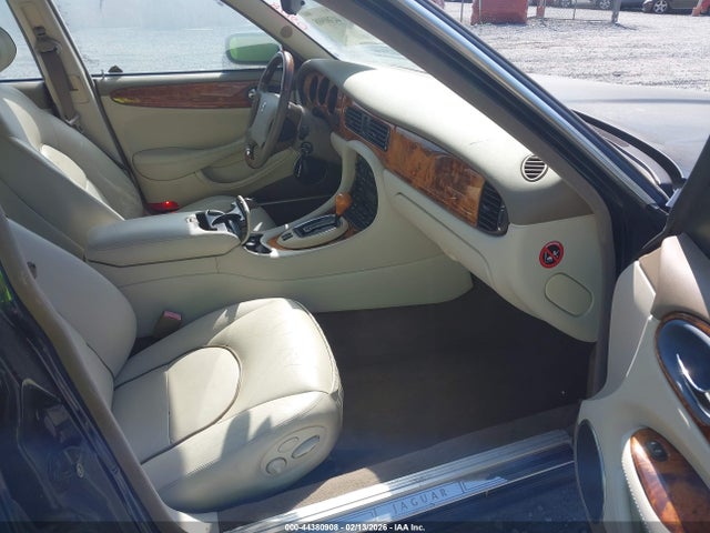 1998 JAGUAR XJ8 SAJKX6244WC843747 Photo 4