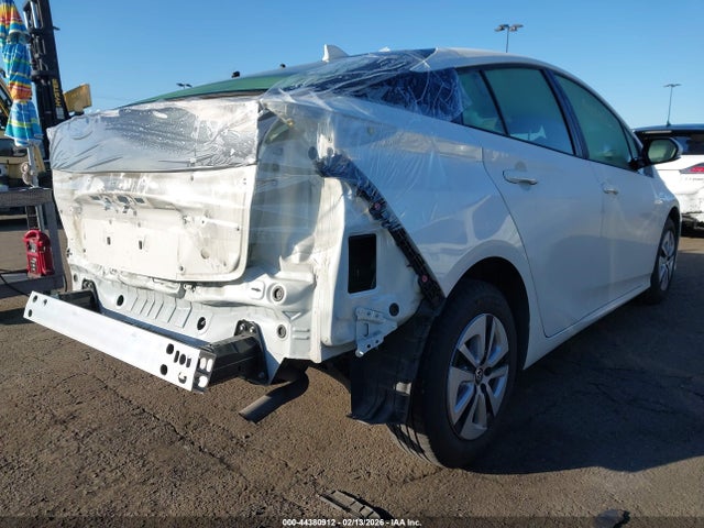 JTDKARFU9J3057382 Toyota Prius Three