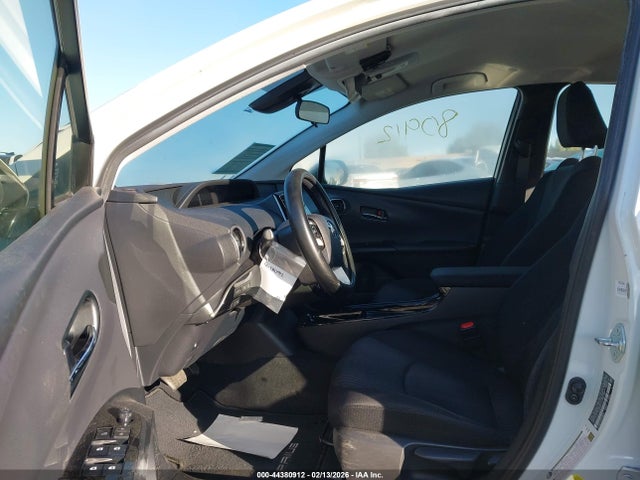JTDKARFU9J3057382 Toyota Prius Three