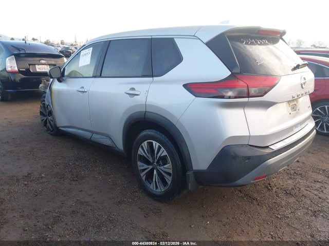 5N1AT3BA9MC832665 Nissan Rogue Sv Fwd