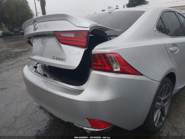 JTHBA1D27G5018398 Lexus IS 200T