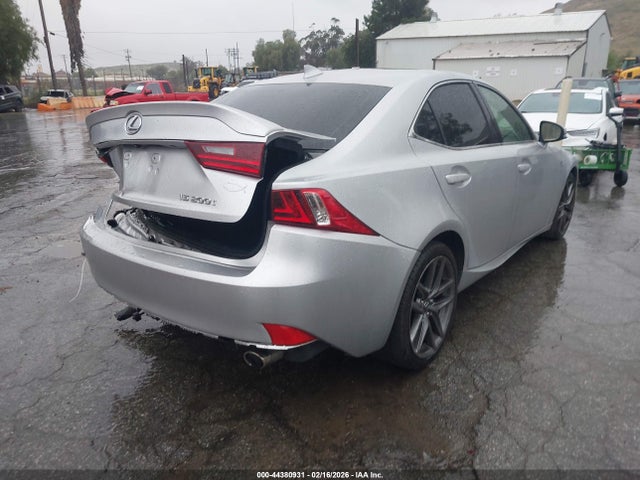 2016 LEXUS IS 200T JTHBA1D27G5018398 Photo 3