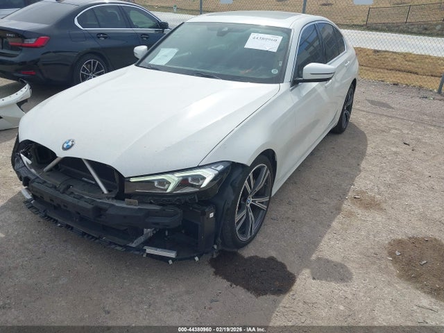 Продаж на аукціоні авто 2024 Bmw 330i, vin: 3MW69FF06R8D95618, номер лоту: 44380960