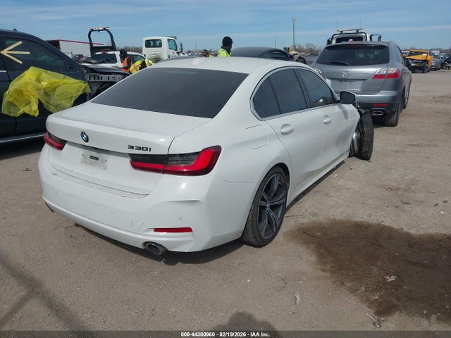Продаж на аукціоні авто 2024 Bmw 330i, vin: 3MW69FF06R8D95618, номер лоту: 44380960