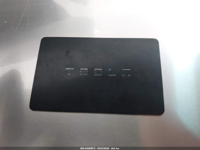 2021 TESLA MODEL Y 5YJYGDED3MF126216 Photo 10