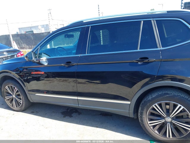 3VV3B7AX3JM110679 Volkswagen Tiguan 2.0t Se/2.0t Sel
