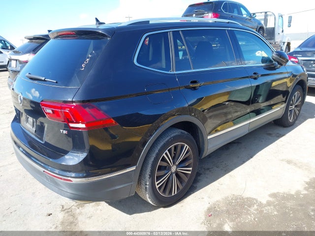 3VV3B7AX3JM110679 Volkswagen Tiguan 2.0t Se/2.0t Sel