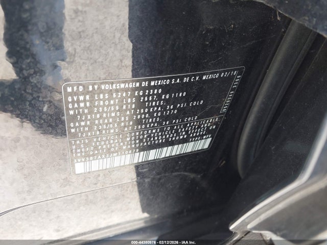 3VV3B7AX3JM110679 Volkswagen Tiguan 2.0t Se/2.0t Sel