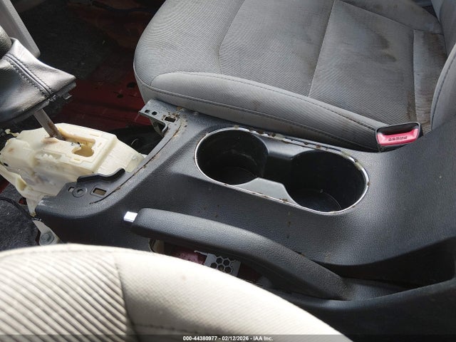 5NPD84LF0HH032592 Hyundai ELANTRA SE
