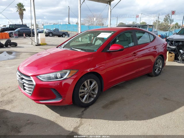 5NPD84LF0HH032592 Hyundai ELANTRA SE