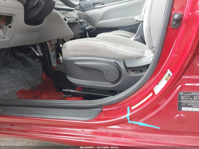 5NPD84LF0HH032592 Hyundai ELANTRA SE