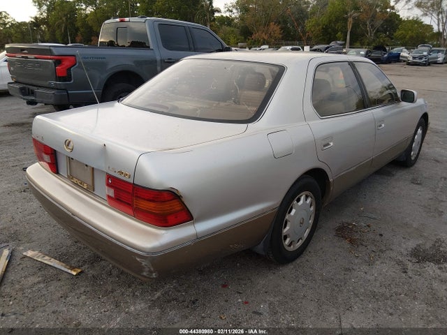 1995 LEXUS LS JT8UF22E2S0016383 Photo 3