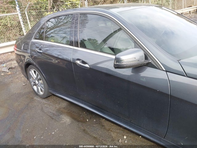 Продаж на аукціоні авто 2016 Mercedes-benz E 350, vin: WDDHF5KB9GB226264, номер лоту: 44380998