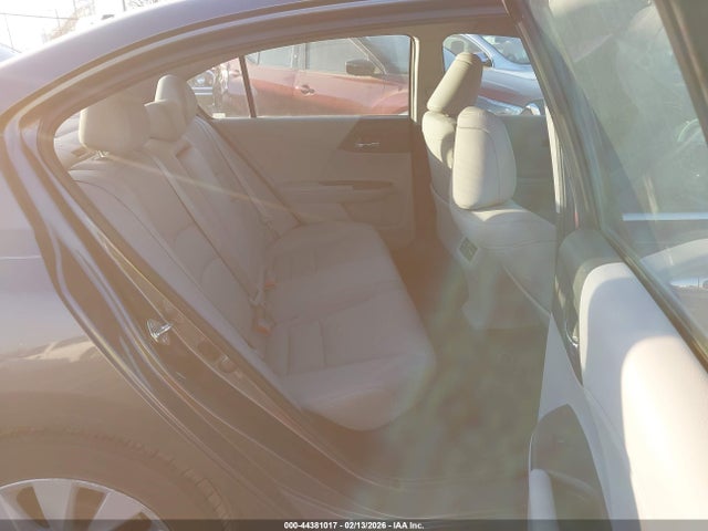 1HGCR2F82FA276180 Honda Accord Ex-l