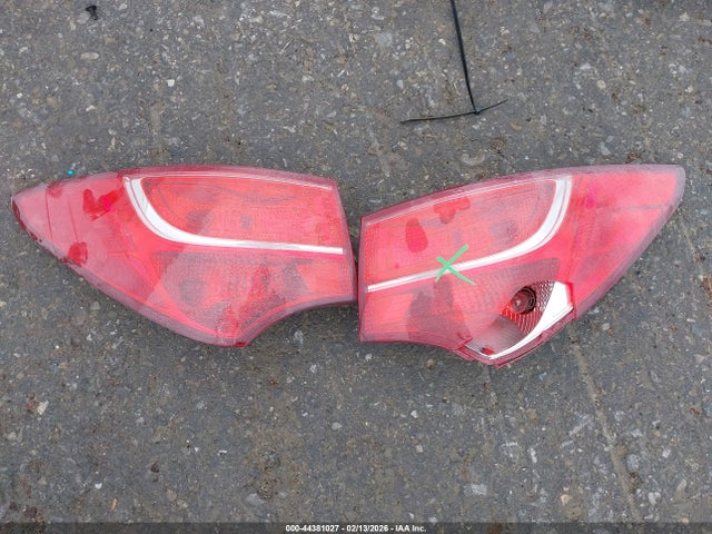 5XYZUDLB4FG293226 Hyundai Santa Fe Sport 2.4l