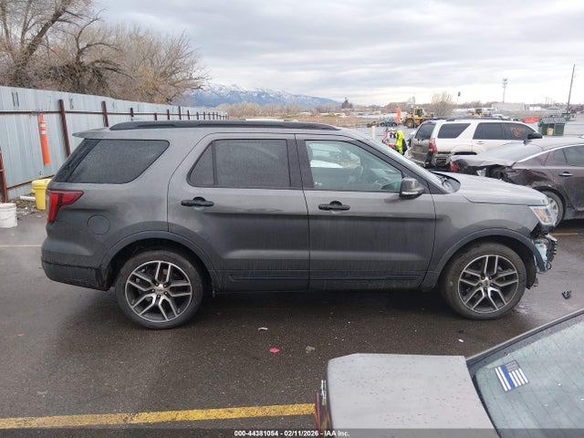1FM5K8GT3GGB95393 Ford EXPLORER SPORT