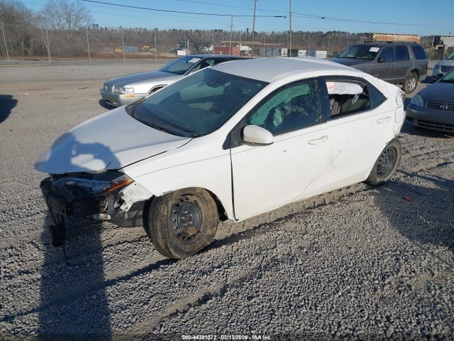 2017 TOYOTA COROLLA 2T1BURHE3HC811875 Photo 1